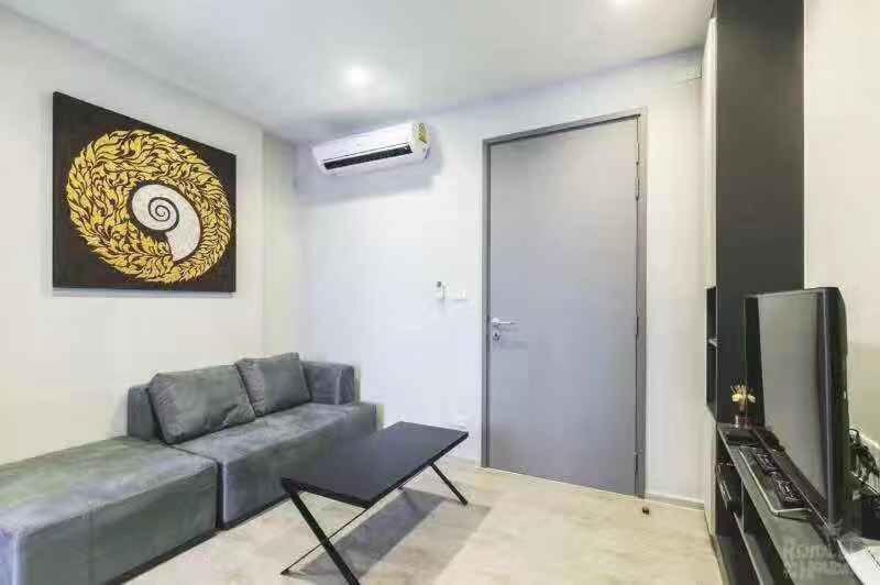 The Base Central Pattaya Seaview Exterior photo